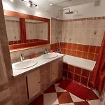 Maison De Village Sur 2 Etages A 4 Personnes Meuble De Tourisme Classe 3 Etoiles בית נופש