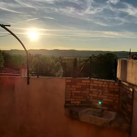 Maison De Village Sur 2 étages à 4 Personnes Meublé De Tourisme Classé 3 étoiles Casa de Férias *