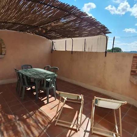 Casa de Férias Maison De Village Sur 2 étages à 4 Personnes Meublé De Tourisme Classé 3 étoiles