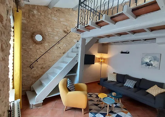 Casa vacanze Maison De Village Sur 2 étages à 4 Personnes Meublé De Tourisme Classé 3 étoiles *