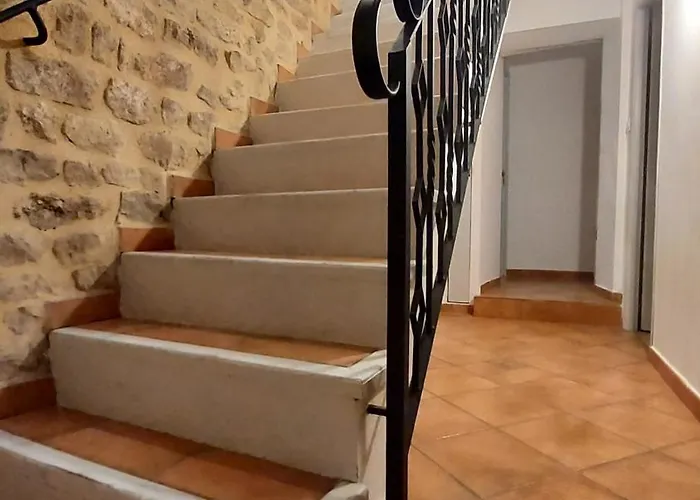 Casa vacanze Maison De Village Sur 2 étages à 4 Personnes Meublé De Tourisme Classé 3 étoiles